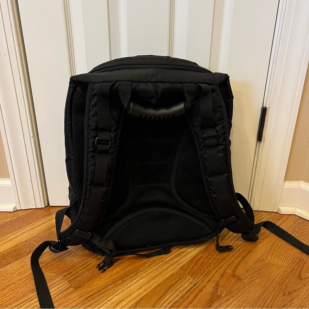 Alienware Orion ScanFast 17.3" Backpack Black TSA Laptop Gaming Backpack - Picture 6 of 7